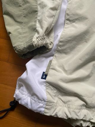 Giacca a vento Nike vintage verde e bianca 00’s