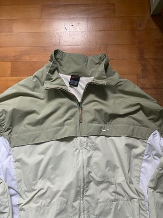 Giacca a vento Nike vintage verde e bianca 00’s