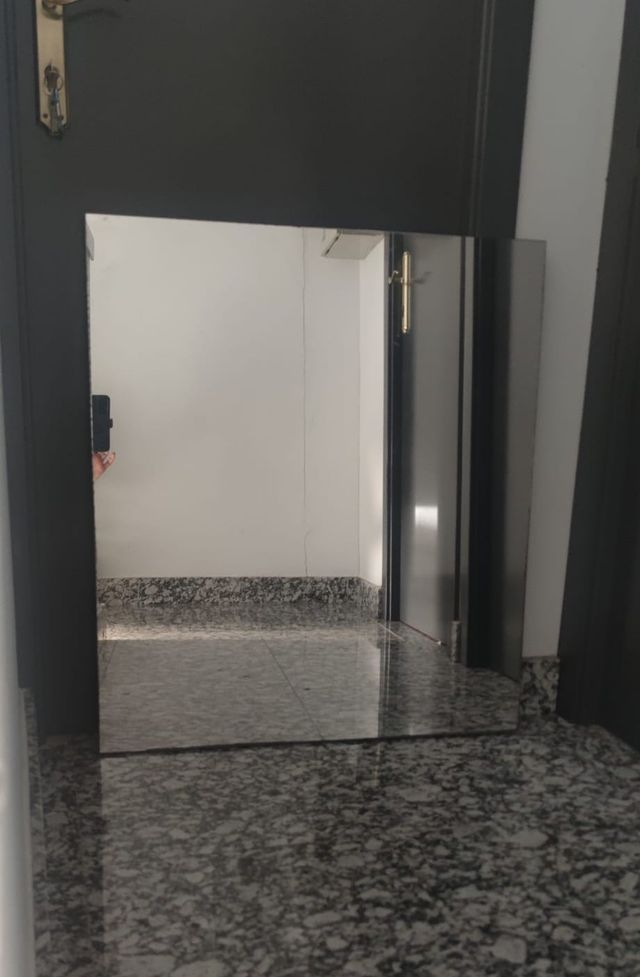 Espejo de baño moderno