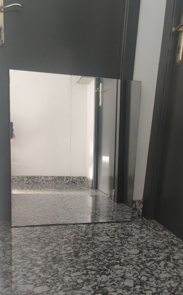 Espejo de baño moderno