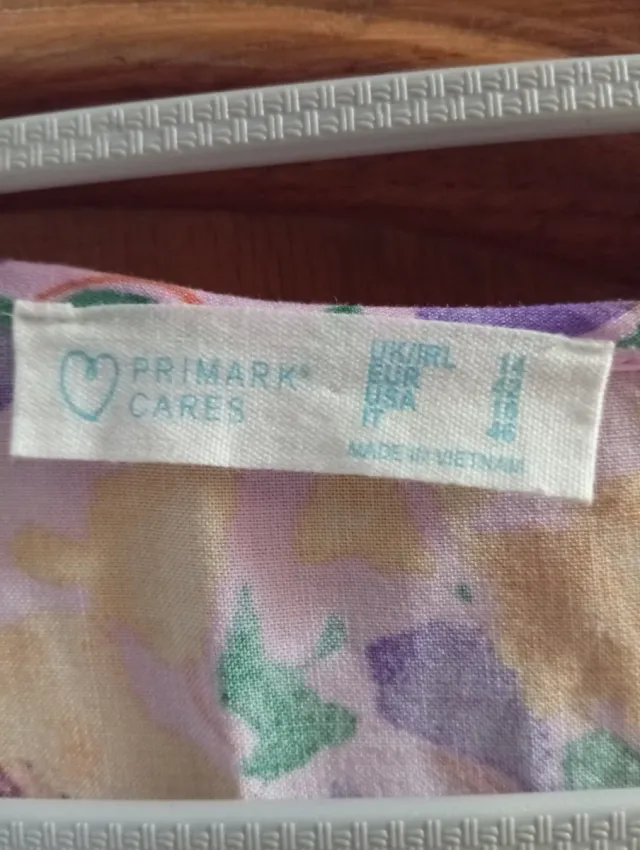 Vestido floral amarillo y morado