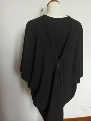 Blusa nera taglia unica