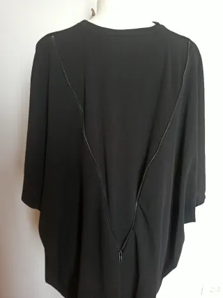 Blusa nera taglia unica