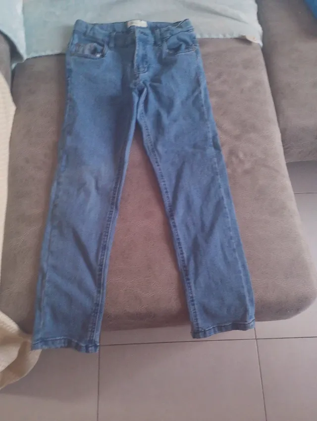 Pantalón vaquero Sfera 7-8 años