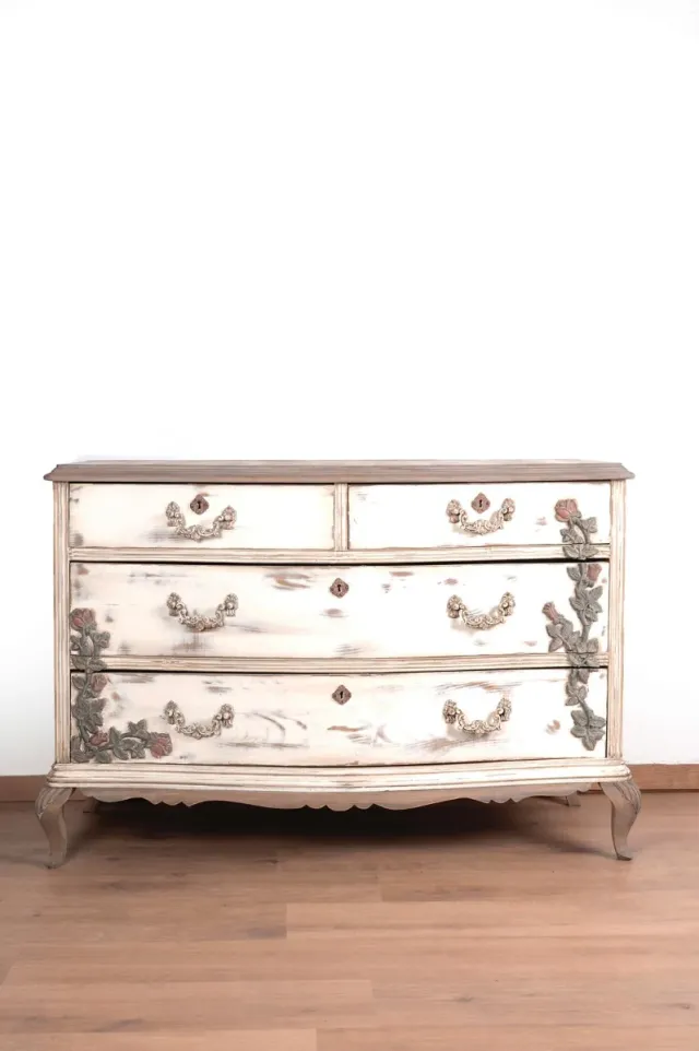 Cómoda vintage de madera