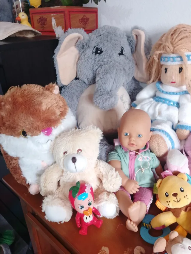 Lote de peluches variados