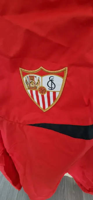 Chubasquero/Cortavientos Sevilla FC Li-Ning Rojo