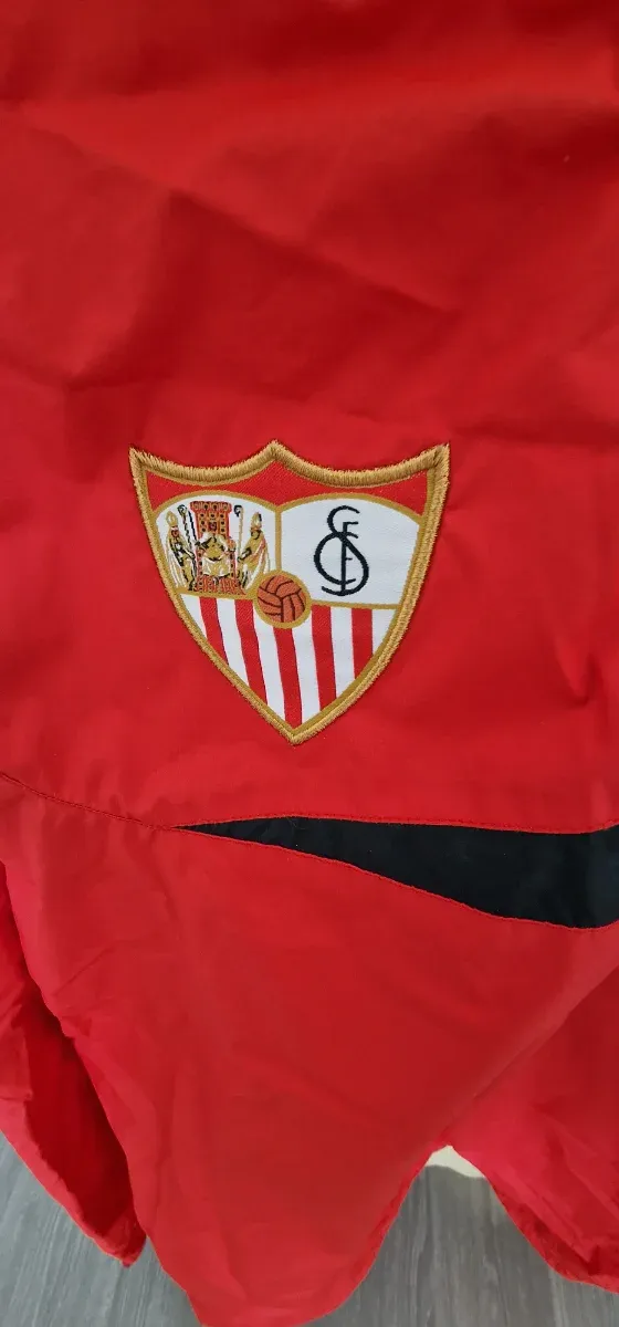 Chubasquero/Cortavientos Sevilla FC Li-Ning Rojo
