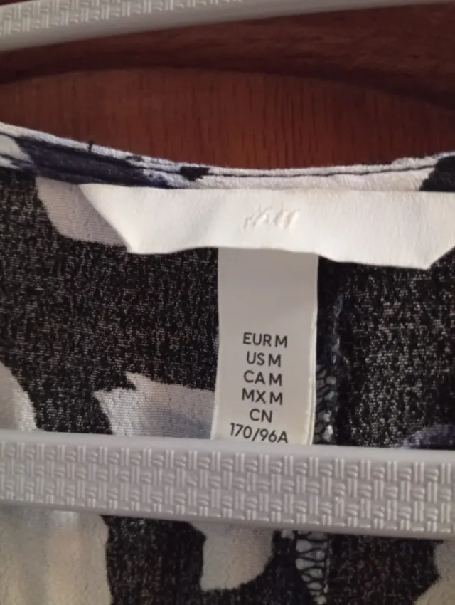 Vestido H&M Negro y Blanco Talla M