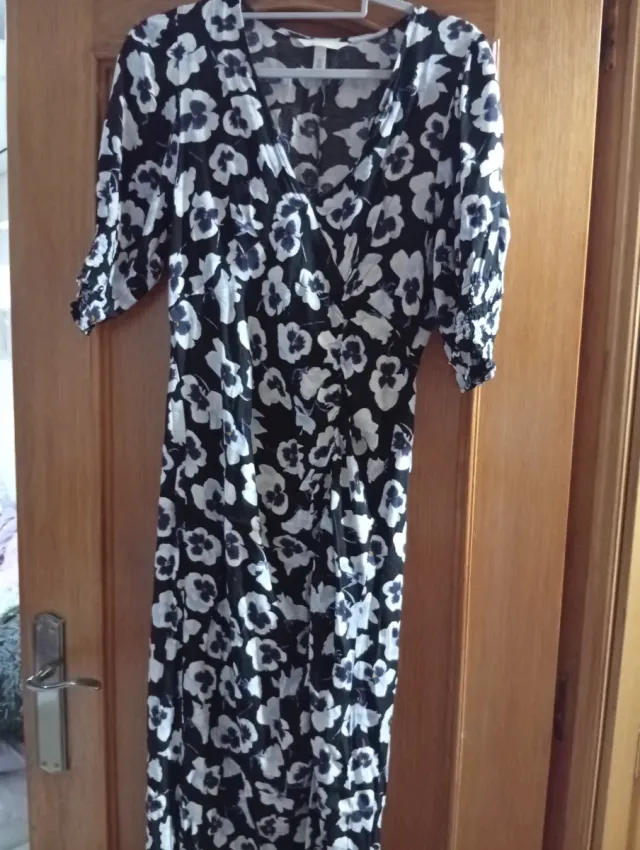 Vestido H&M Negro y Blanco Talla M