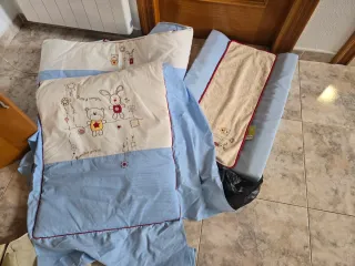 Conjunto de cuna infantil a estrenar