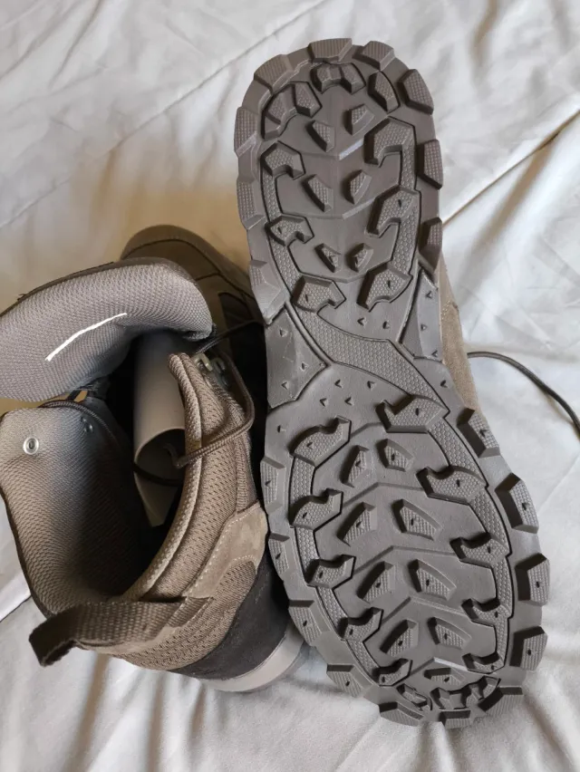 Botas de montaña Solognac Talla 46 Gris