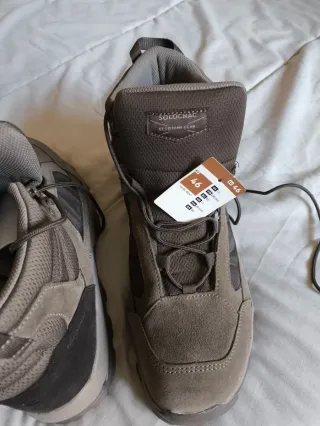 Botas de montaña Solognac Talla 46 Gris