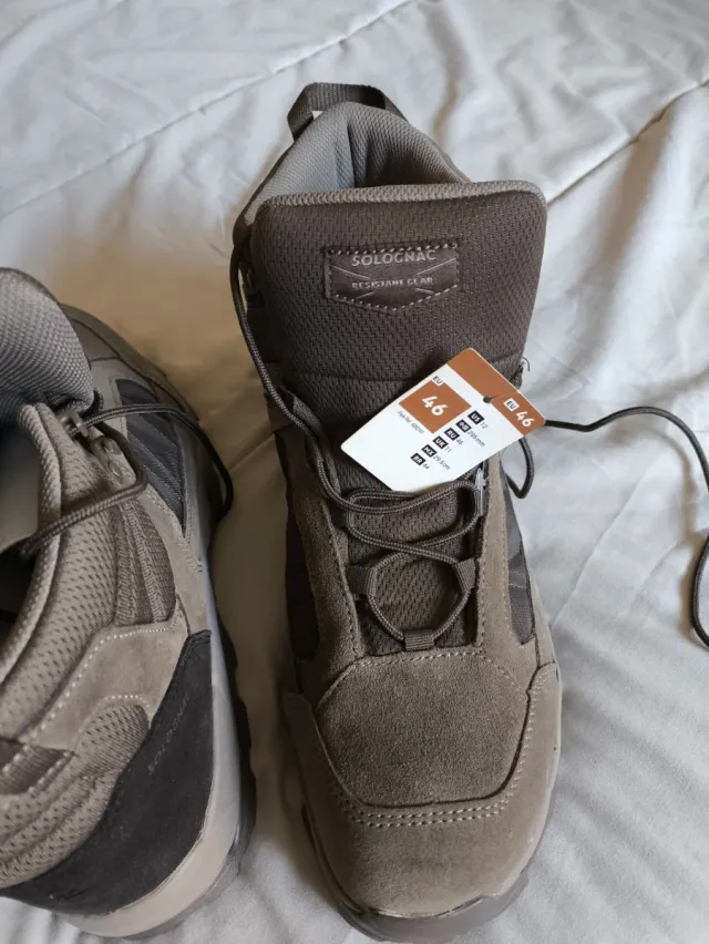 Botas de montaña Solognac Talla 46 Gris