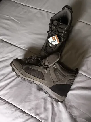 Botas de montaña Solognac Talla 46 Gris