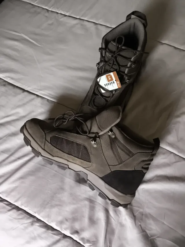 Botas de montaña Solognac Talla 46 Gris