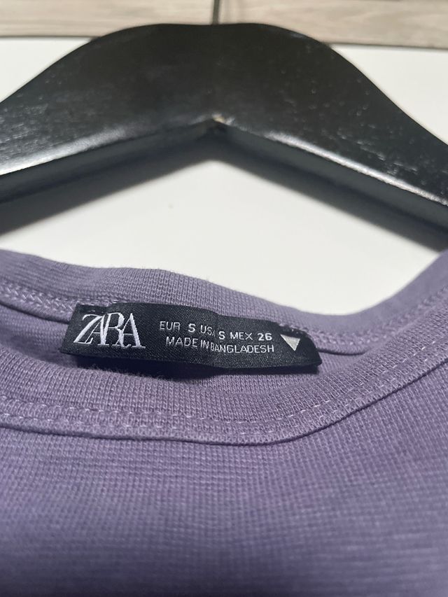 Top corto Zara morado