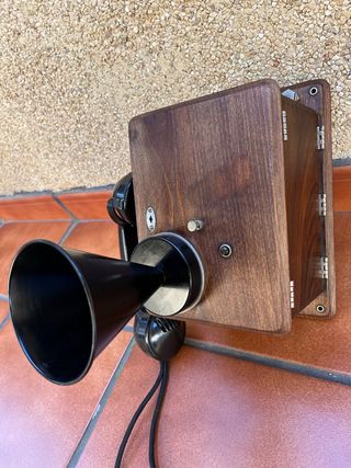 Antiguo Teléfono Standard Eléctrica, año 1920.