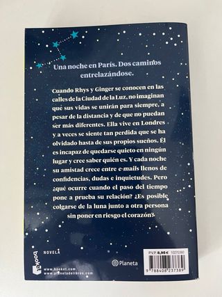 Nosotros en la luna: El libro más vendido del a...