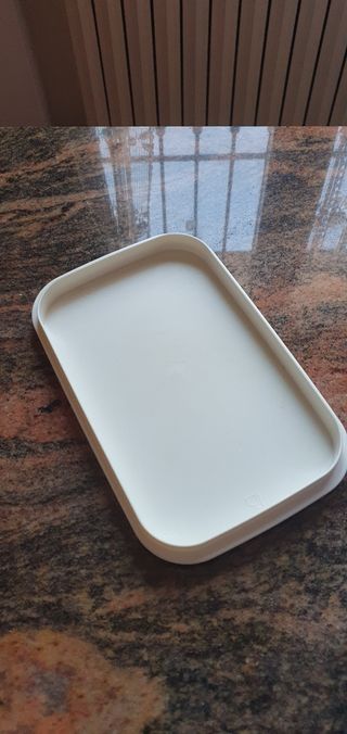 Contenitore porta formaggio Tupperware blu