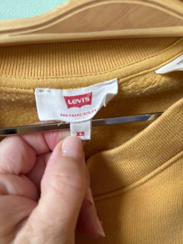 Sudadera Levi's Amarilla