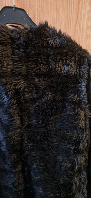 Pelliccetta ecologica nera taglia M