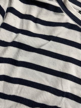 Camiseta Zara Rayas Blanca y Negra Talla XS