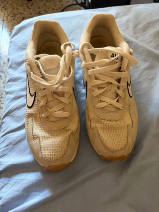 Nike Air Max Beige/Blanco