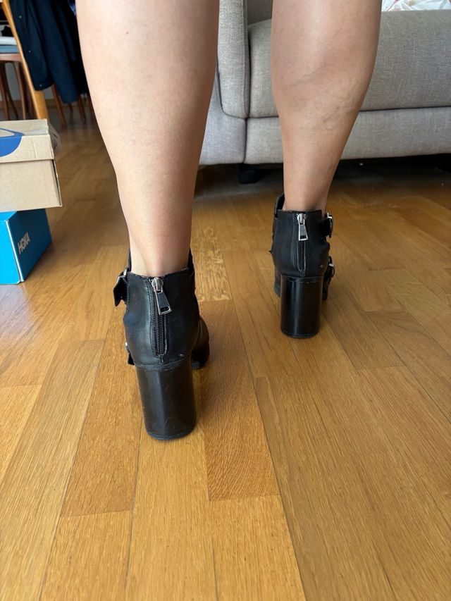 Botines negros tacón hebillas