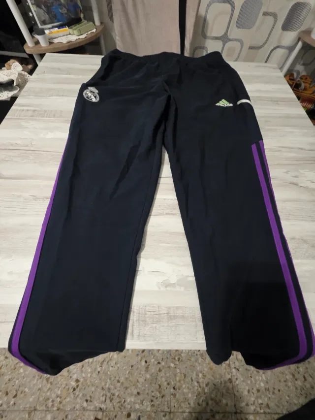 Pantalón Adidas Real Madrid Morado