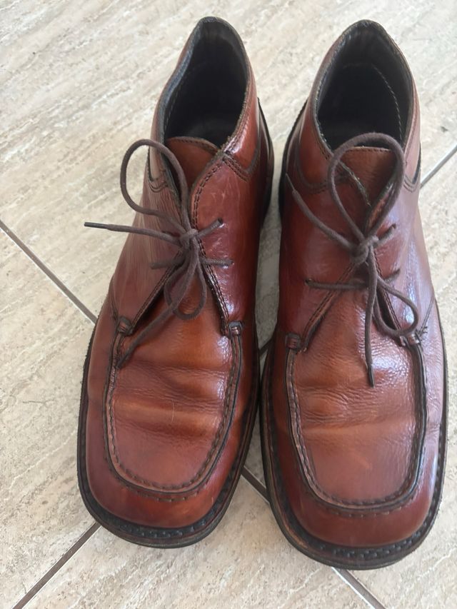 Botín de cuero hombre bata