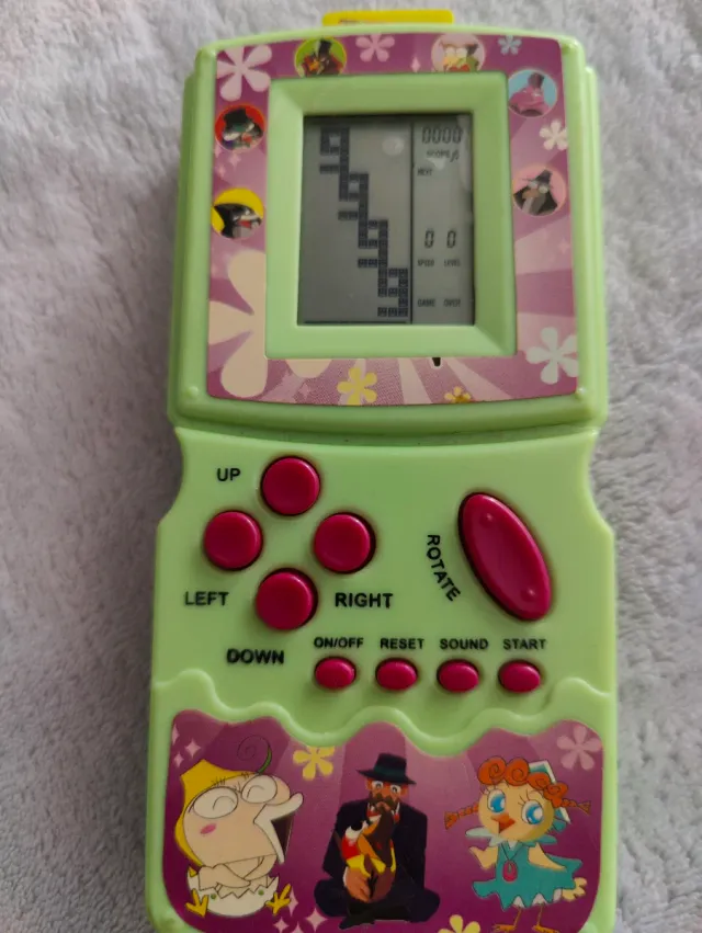 Consola Videojuegos Retro Verde y Rosa