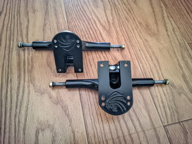 Paris V3 RKP longboard trucks