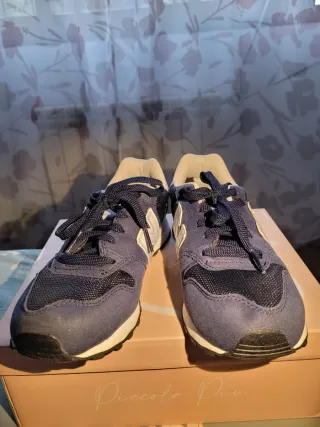 Zapatillas New Balance Azul y Blanco