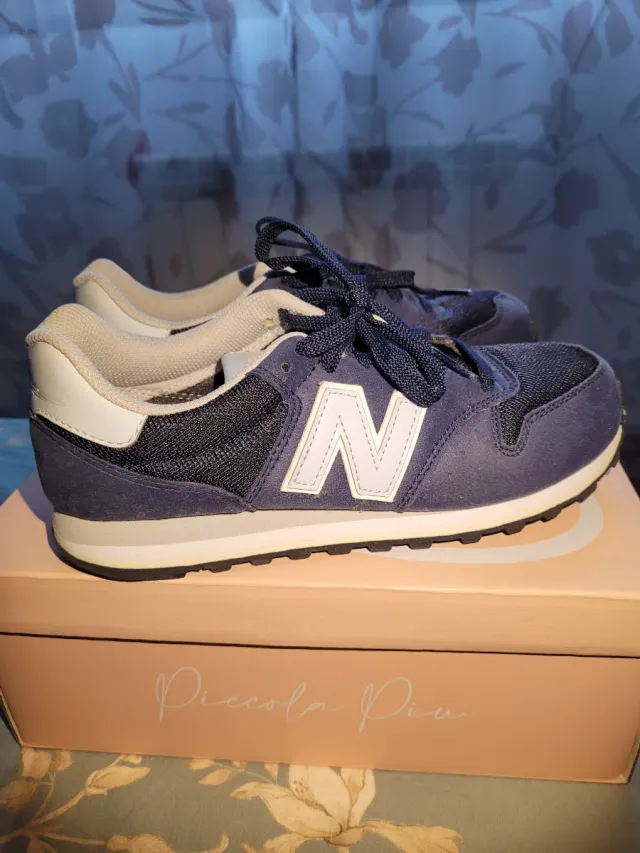 Zapatillas New Balance Azul y Blanco