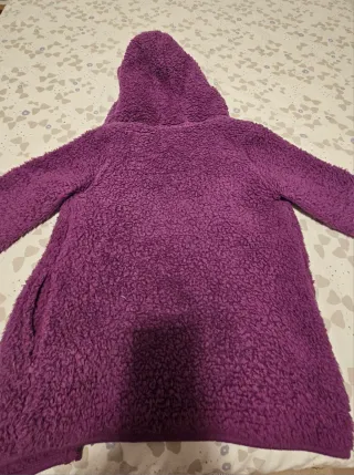 Sudadera niña de borreguito morada 13-14 años.