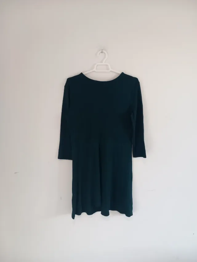 Vestido Bershka verde talla L