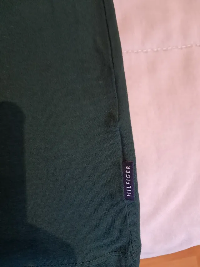 Camiseta Tommy Hilfiger verde talla M