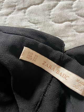 Blusa de lentejuelas negra