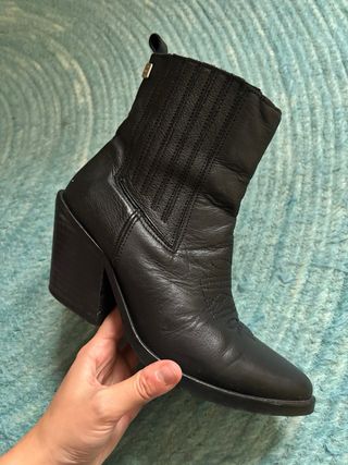 Botines piel estilo cowboy