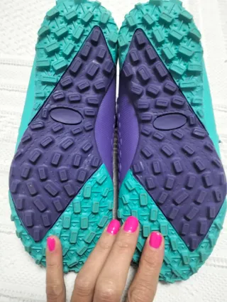 Botas multitacos futbol niño talla 33