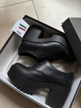 Italian calf leather chunky heel platform boots