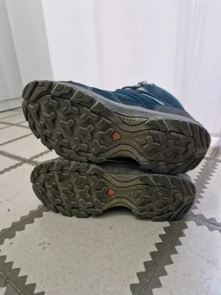 Botas de montaña Quechua impermeables Mujer