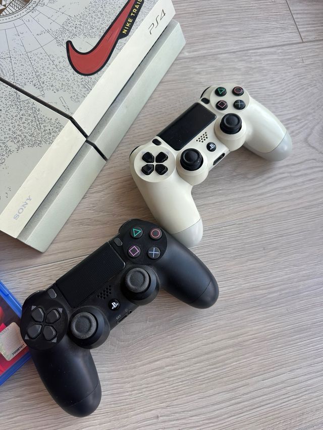 PS4 Edición Limitada Destiny Nike Trail