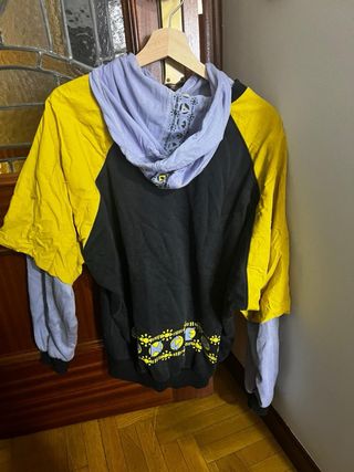 Sudadera Vintage Negra y Amarilla