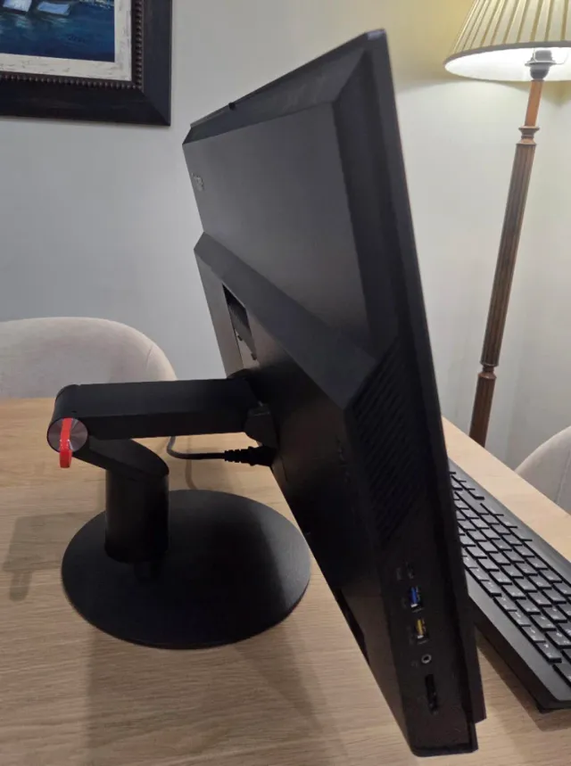 Ordenador All-in-One Lenovo Negro