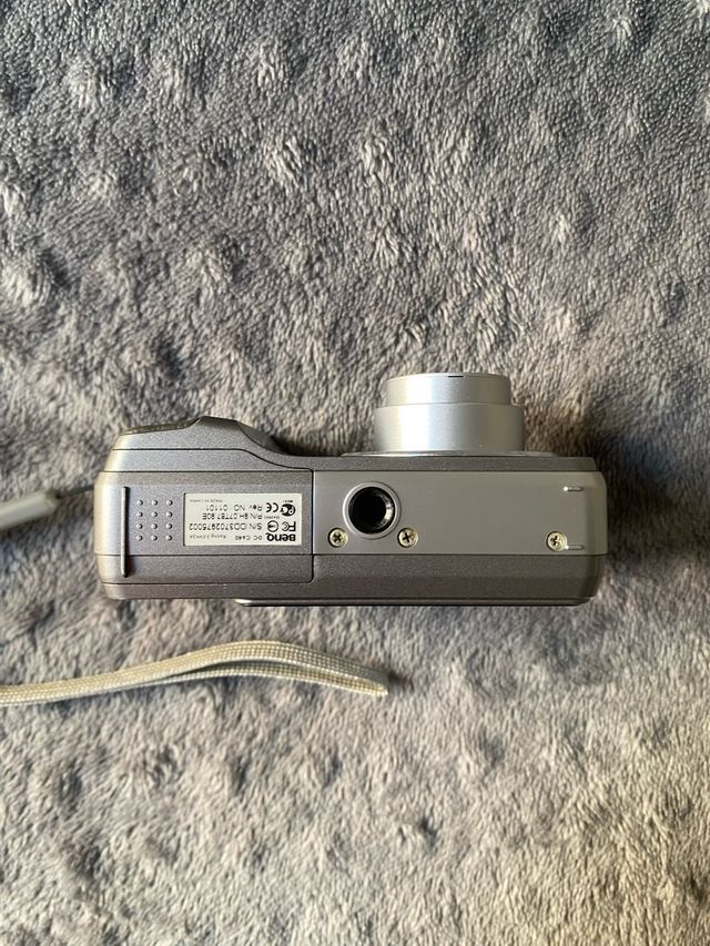 Cámara Digital BenQ DC E640