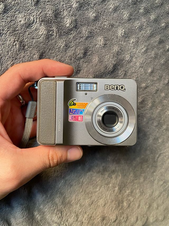 Cámara Digital BenQ DC E640