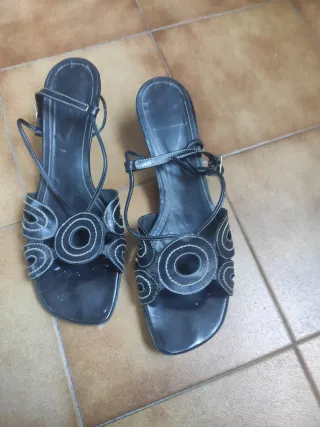 Sandalias Lodi Piel Negras T.41 Cuña