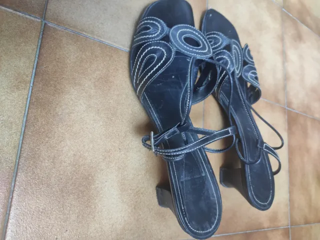 Sandalias Lodi Piel Negras T.41 Cuña